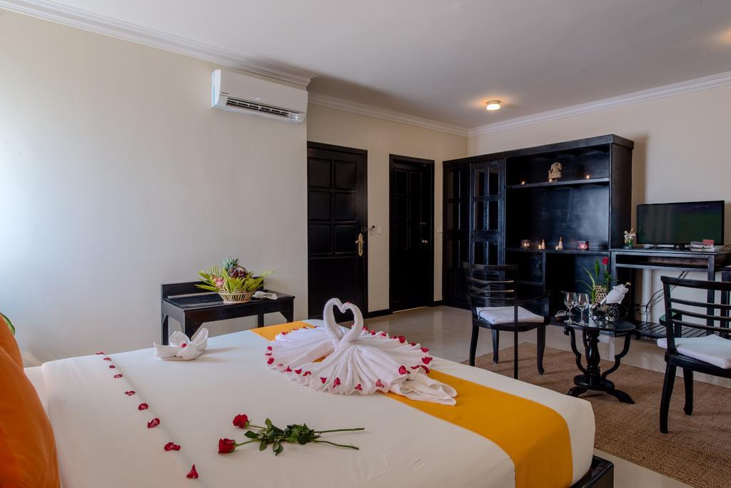 Jk Resident Hotel Siem Reap Exterior photo