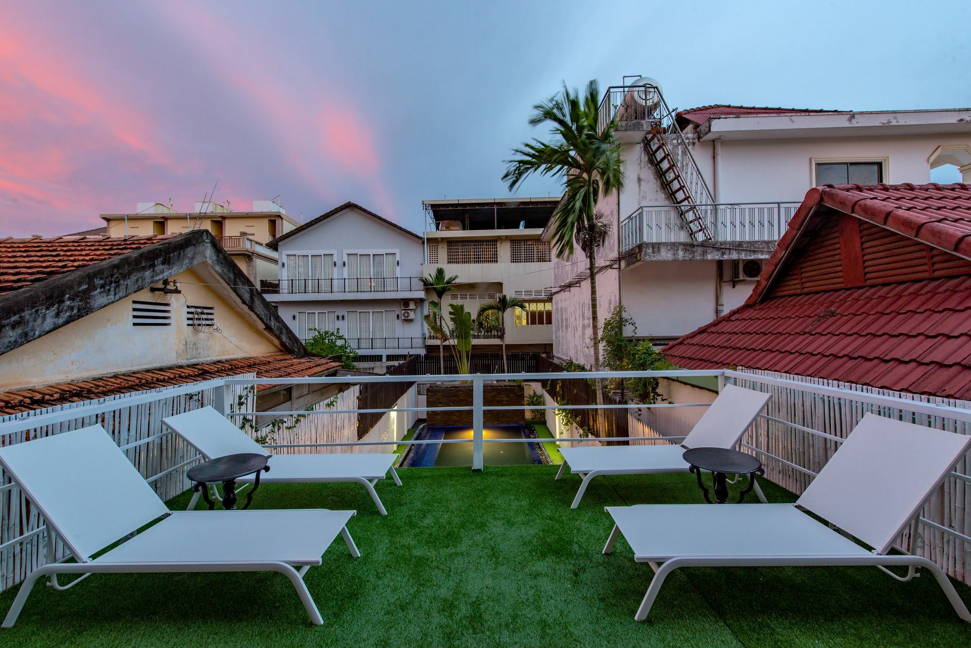Jk Resident Hotel Siem Reap Exterior photo