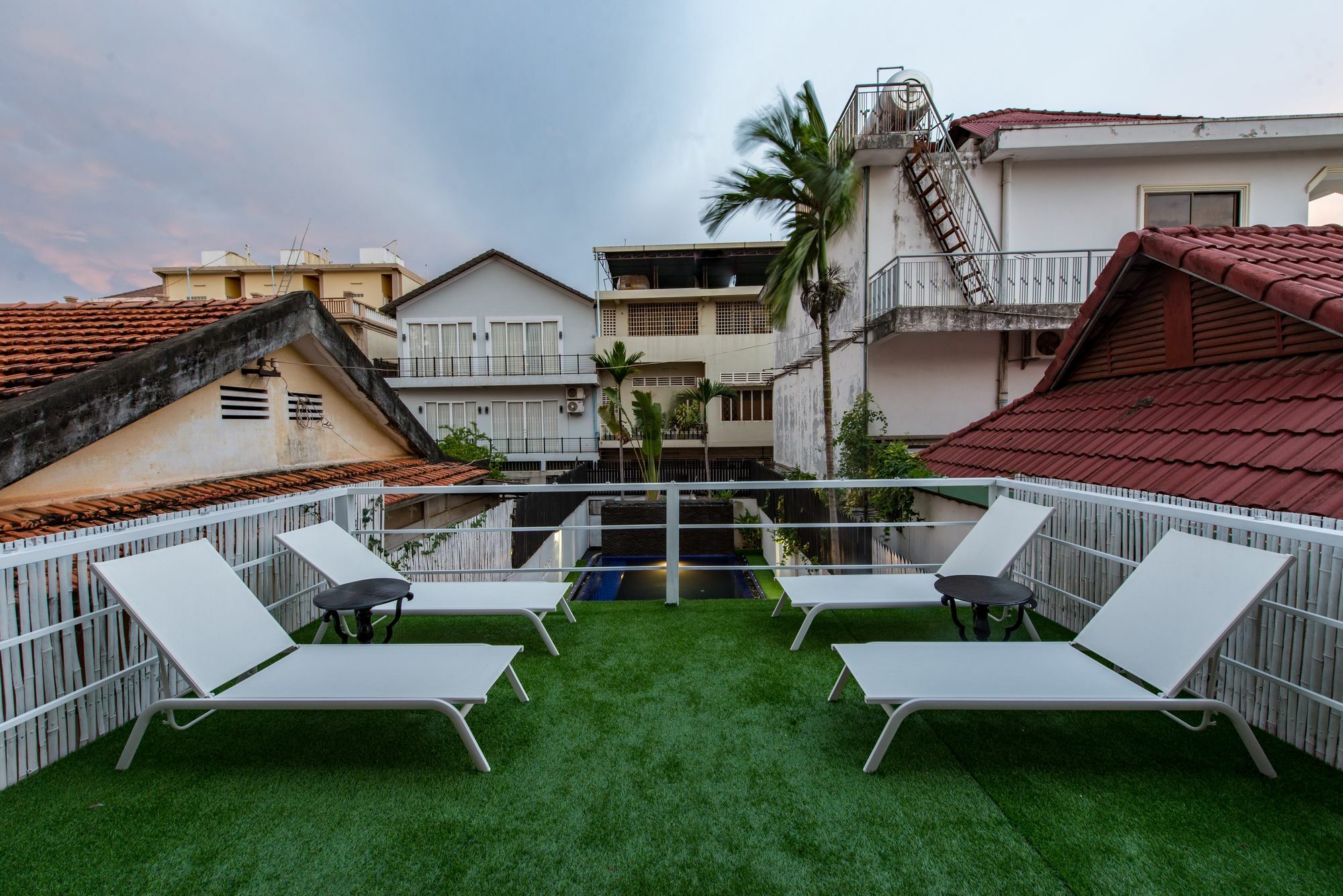 Jk Resident Hotel Siem Reap Exterior photo